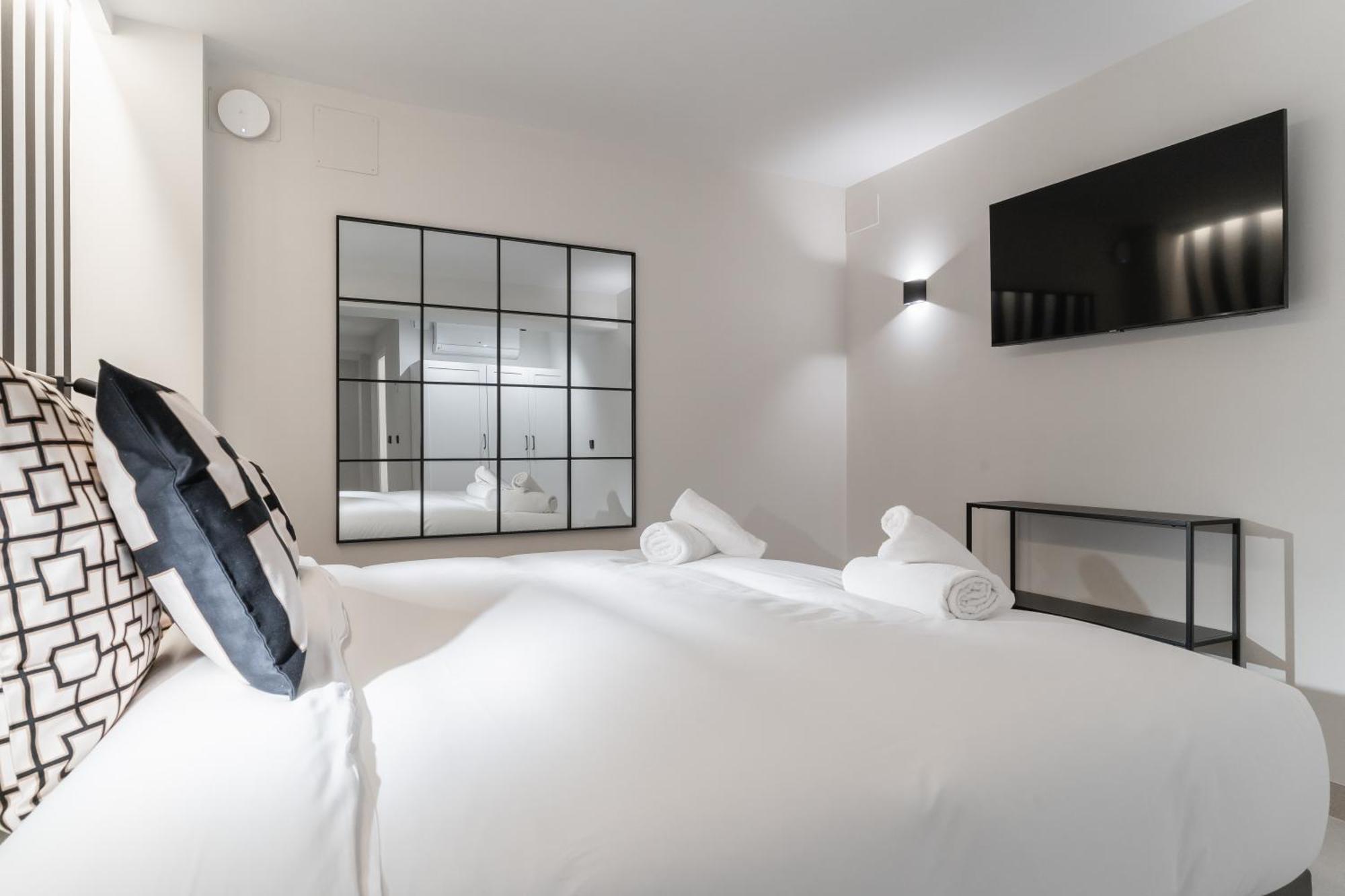 Laurel-Mintystay Apartments Madrid Exterior photo